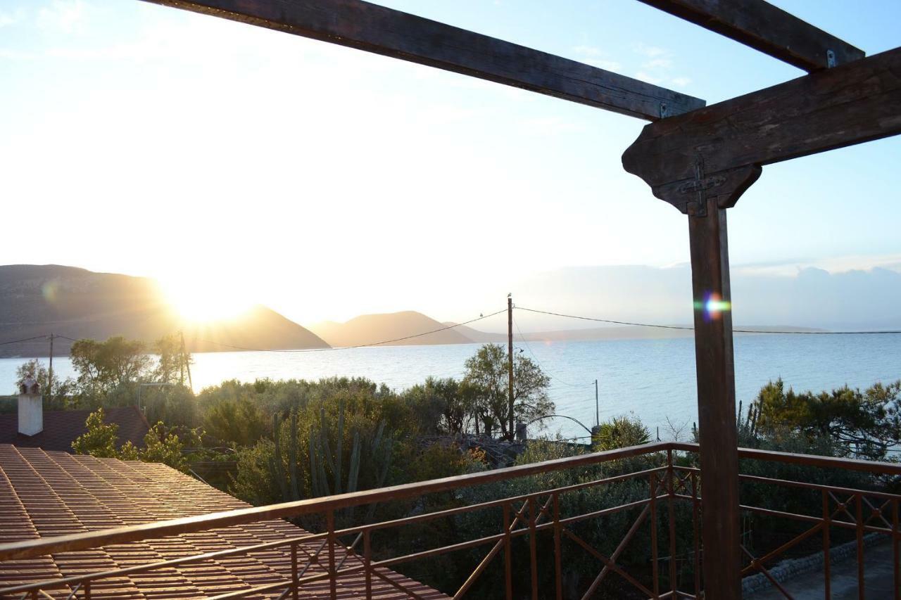 Villa Bella Loukisia Loukissia Exteriér fotografie